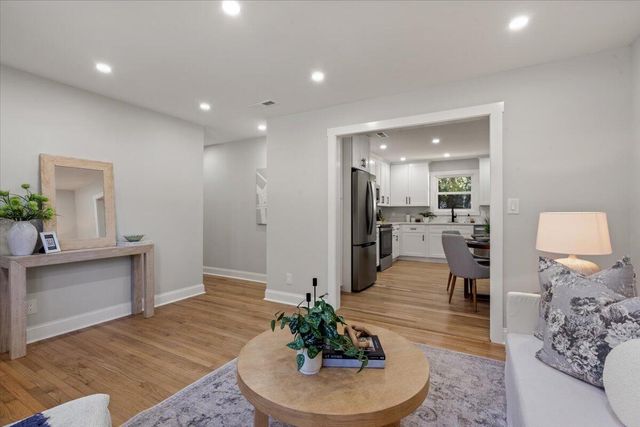 21 Pratt Street, Charleston, SC 29407