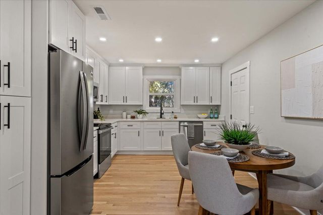 21 Pratt Street, Charleston, SC 29407