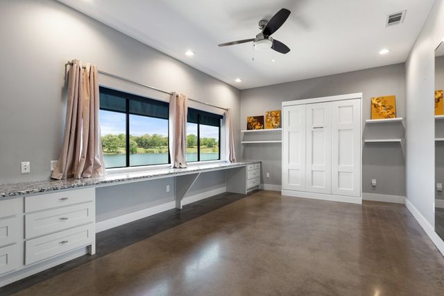 24116 Sun Ridge Road, Lindale, TX 75771