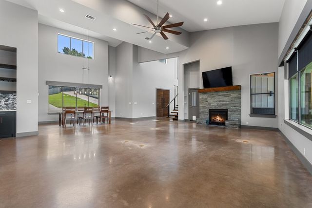 24116 Sun Ridge Road, Lindale, TX 75771