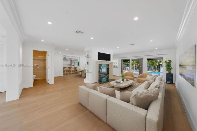 5120 Carillo St, Coral Gables, FL 33146
