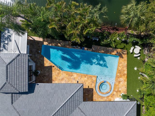 5120 Carillo St, Coral Gables, FL 33146