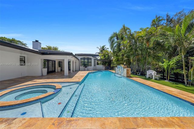 5120 Carillo St, Coral Gables, FL 33146