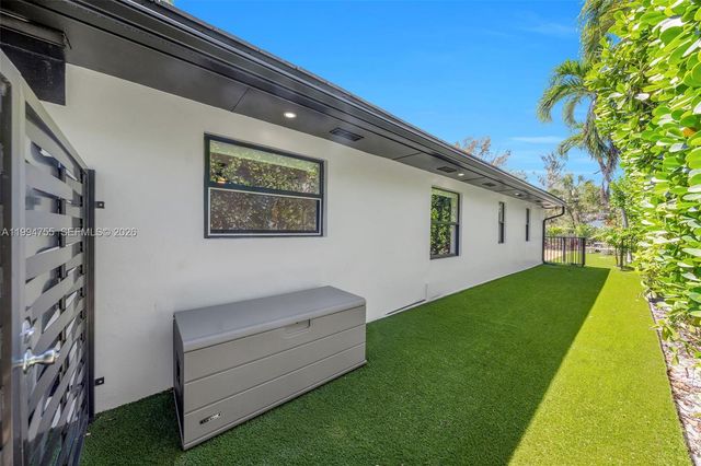 5120 Carillo St, Coral Gables, FL 33146