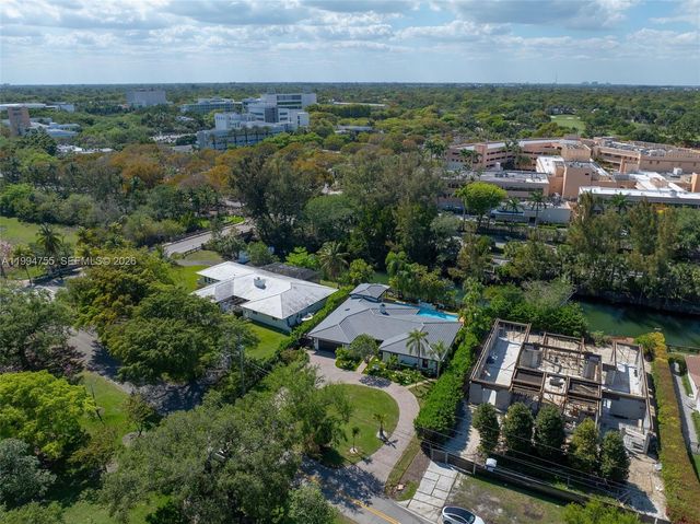 5120 Carillo St, Coral Gables, FL 33146