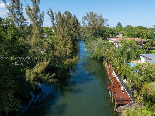 5120 Carillo St, Coral Gables, FL 33146