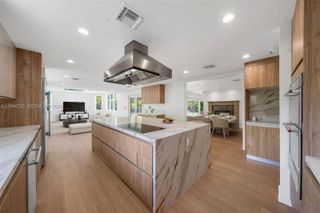 5120 Carillo St, Coral Gables, FL 33146