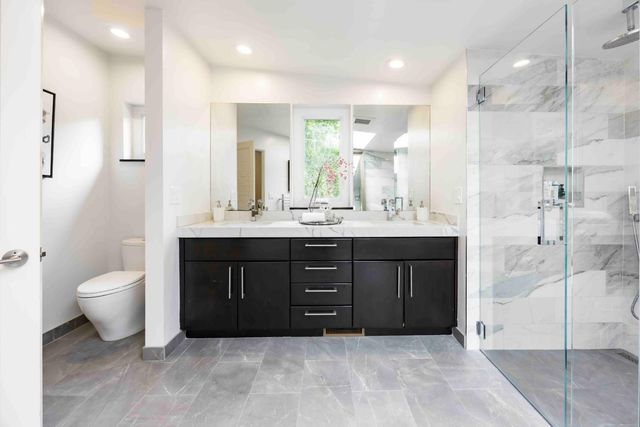 25 Carrera Court, Redwood City, CA 94062