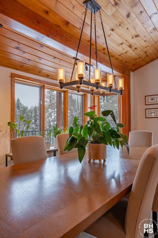 115 Averyville Road, Lake Placid, NY 12946