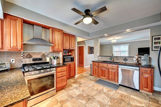 40 W Crittenden Avenue, Fort Wright, KY 41011