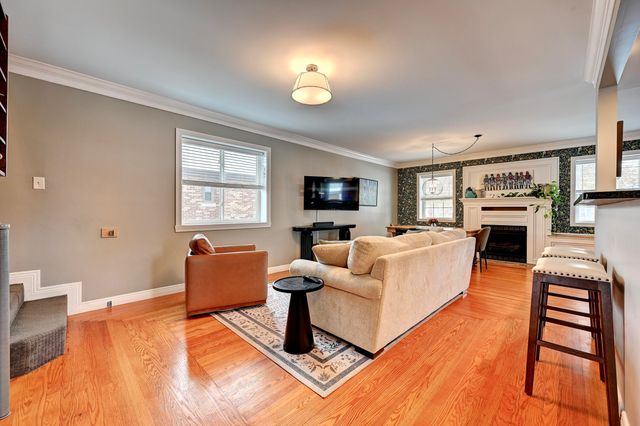 40 W Crittenden Avenue, Fort Wright, KY 41011