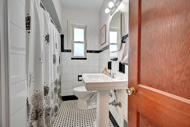 40 W Crittenden Avenue, Fort Wright, KY 41011