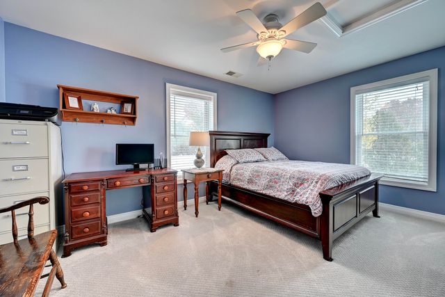 40 W Crittenden Avenue, Fort Wright, KY 41011