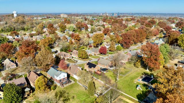 40 W Crittenden Avenue, Fort Wright, KY 41011