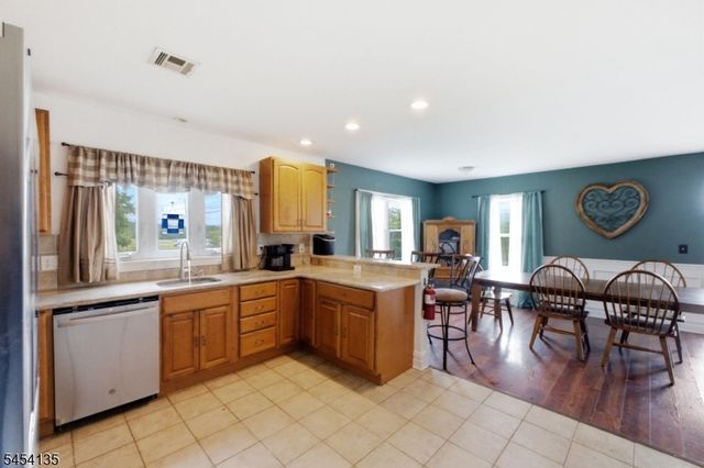 72 County Rd 639, Wantage Twp., NJ 07461