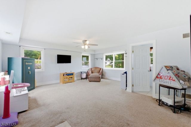 72 County Rd 639, Wantage Twp., NJ 07461