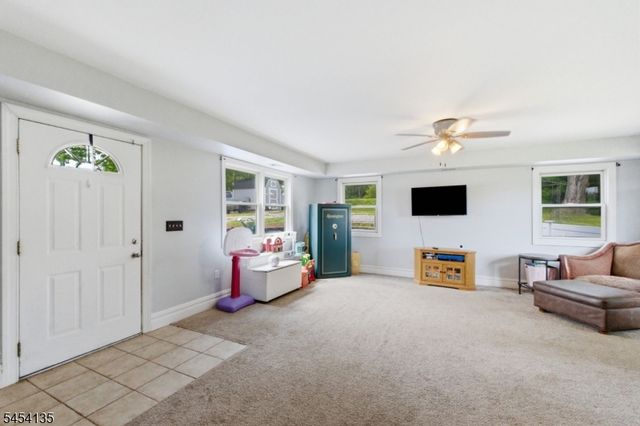 72 County Rd 639, Wantage Twp., NJ 07461