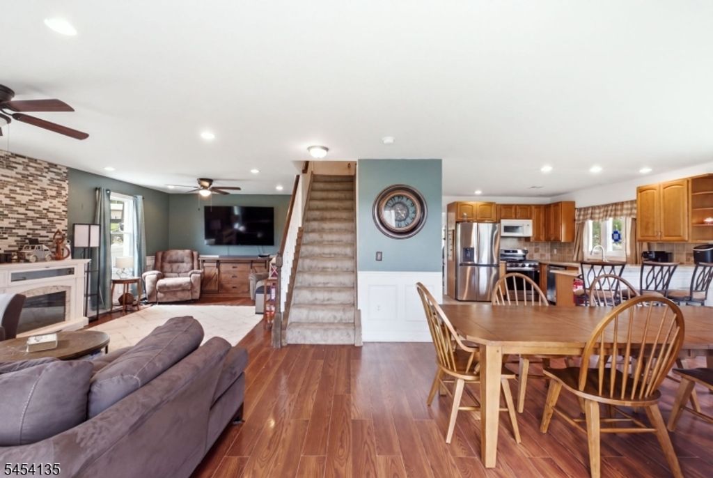 72 County Rd 639, Wantage Twp., NJ 07461 — photo 2