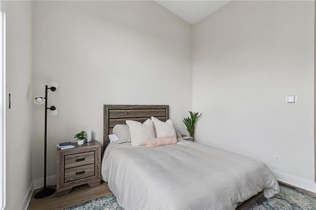913 Brees Court, Atlanta, GA 30318