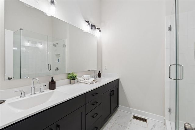 913 Brees Court, Atlanta, GA 30318