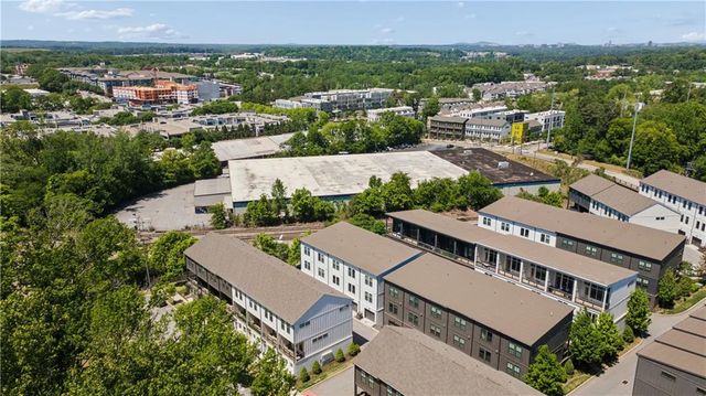 913 Brees Court, Atlanta, GA 30318