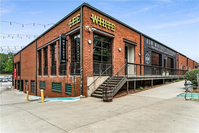 913 Brees Court, Atlanta, GA 30318