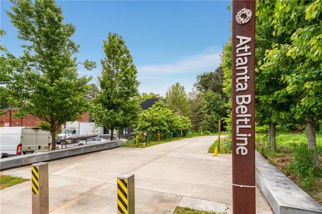 913 Brees Court, Atlanta, GA 30318