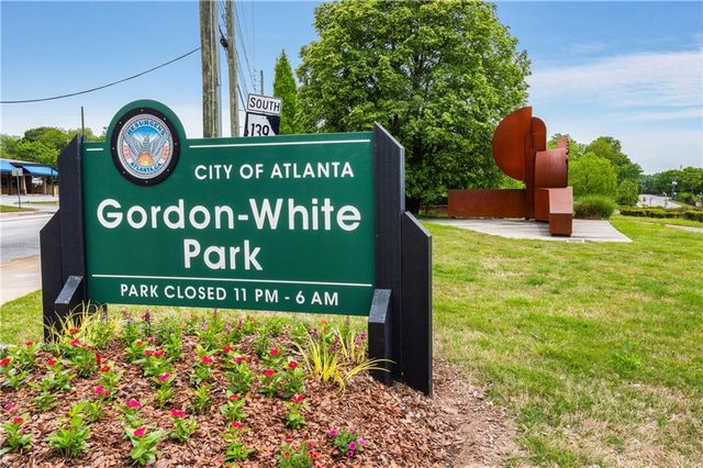 913 Brees Court, Atlanta, GA 30318