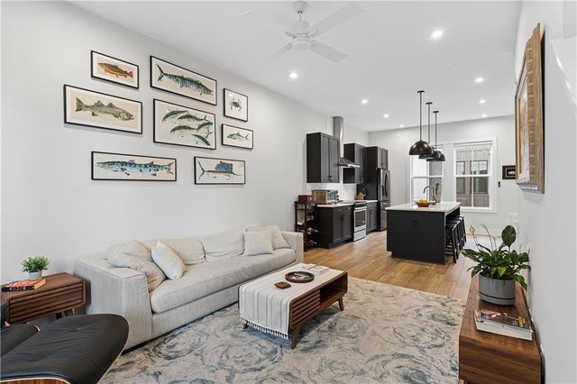 913 Brees Court, Atlanta, GA 30318