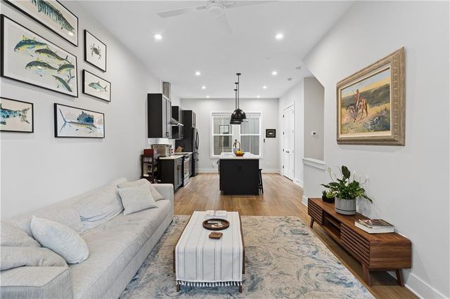 913 Brees Court, Atlanta, GA 30318