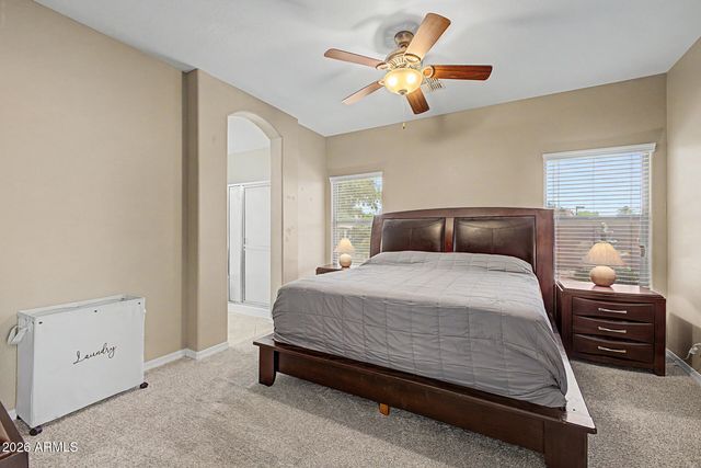 945 W EMPRESS TREE Avenue, San Tan Valley, AZ 85140