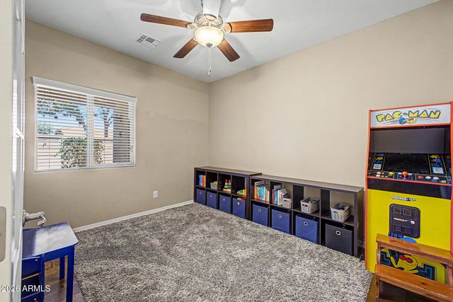 945 W EMPRESS TREE Avenue, San Tan Valley, AZ 85140