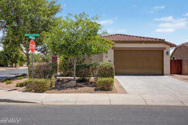 945 W EMPRESS TREE Avenue, San Tan Valley, AZ 85140