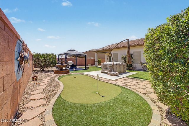 945 W EMPRESS TREE Avenue, San Tan Valley, AZ 85140