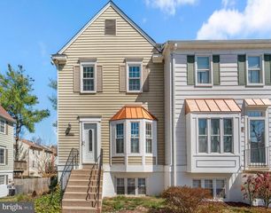 1472 LOWELL CT, Crofton, MD 21114