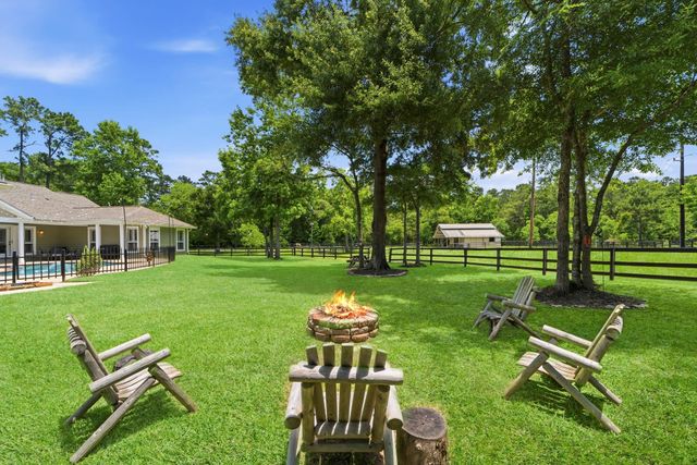 16903 Mustang Trail Drive, Magnolia, TX 77355