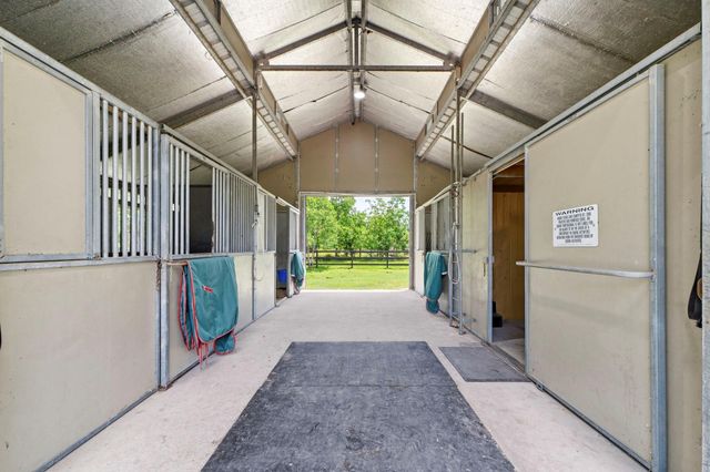 16903 Mustang Trail Drive, Magnolia, TX 77355
