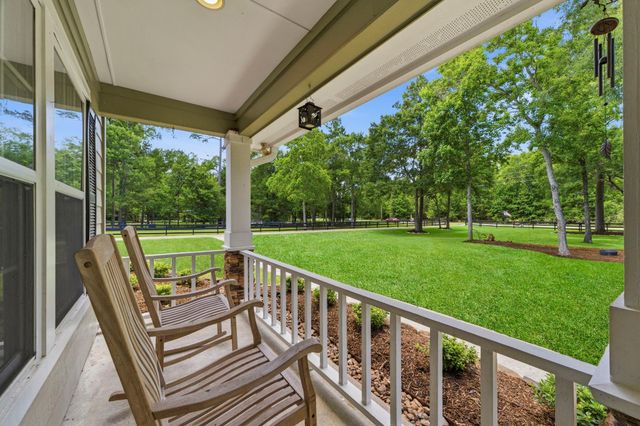 16903 Mustang Trail Drive, Magnolia, TX 77355