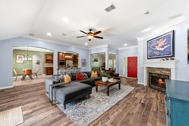 16903 Mustang Trail Drive, Magnolia, TX 77355