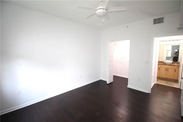 533 NE 3rd Avenue 521, Fort Lauderdale, FL 33301