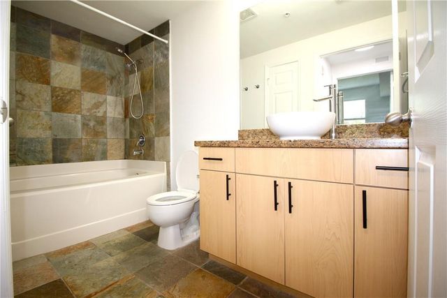 533 NE 3rd Avenue 521, Fort Lauderdale, FL 33301