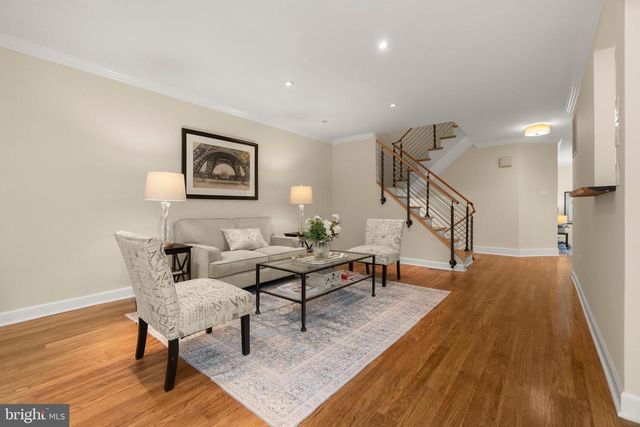 6358 BRAMPTON CT, Alexandria, VA 22304