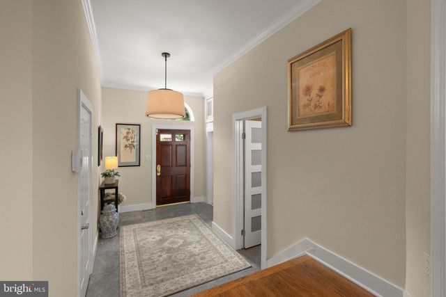 6358 BRAMPTON CT, Alexandria, VA 22304