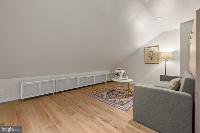 6358 BRAMPTON CT, Alexandria, VA 22304