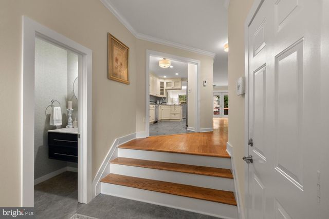 6358 BRAMPTON CT, Alexandria, VA 22304