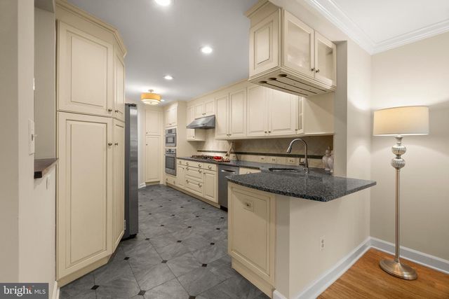 6358 BRAMPTON CT, Alexandria, VA 22304