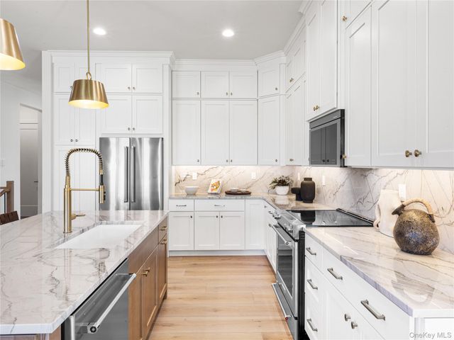 2040 Summit Loop 57, Carmel, NY 10512