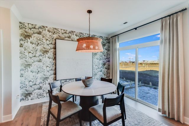 8544 Chadwick Court, Woodridge, IL 60517