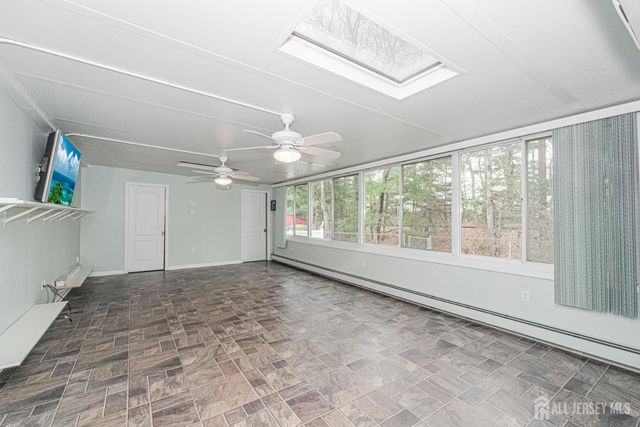 35 Miara Street, Parlin, NJ 08859