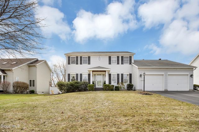 20 Valleywood Drive, Colonie, NY 12309